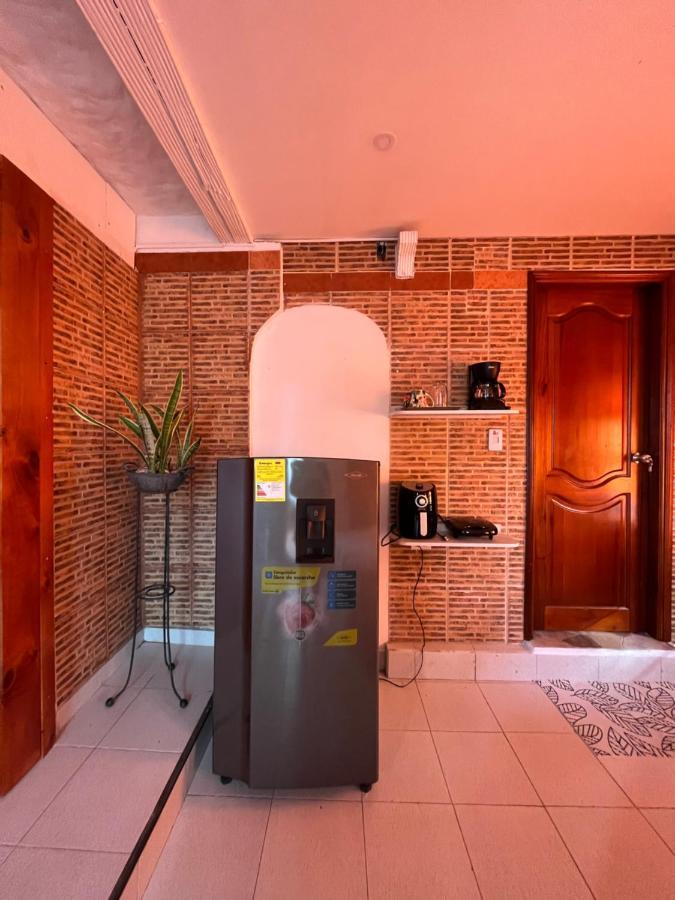 Habitacion Con Entrada Independiente Cerca Al Centro Historico Cartagena  Exterior foto